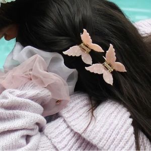 NWOT Emi Jay 🦋 PAPILLON CLIP IN BELLINI